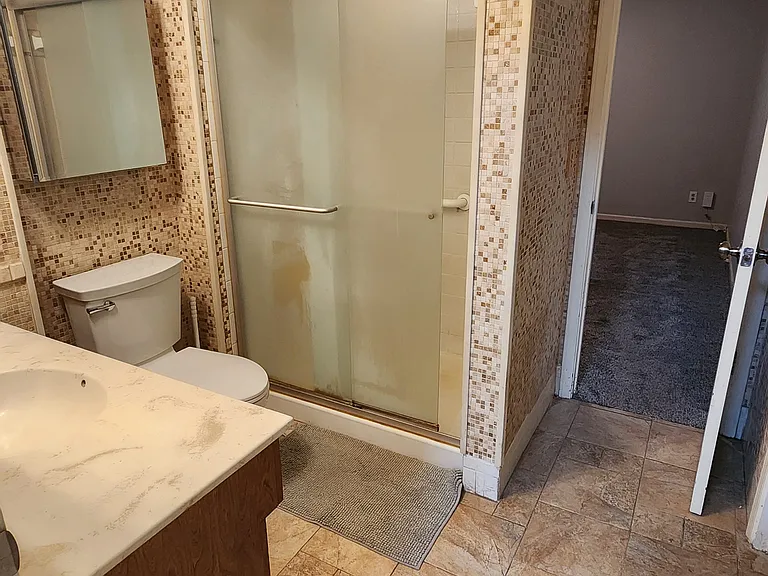 6308 Greenwood St — Photo 11
