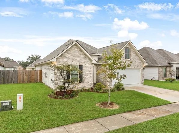 39502 Parkfair Dr, Gonzales, LA 70737