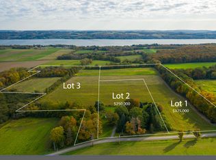 2532 Giles Rd, Skaneateles, NY 13152