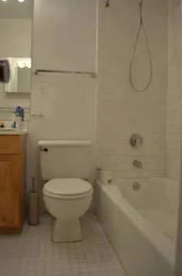 Sold by R New York | media 19