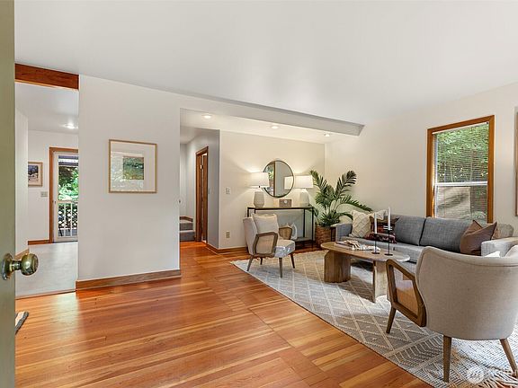 5th image of 5470 Taylor Avenue NE