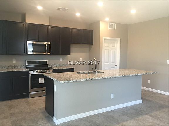 3rd image of 9089 Cocowoods Pl