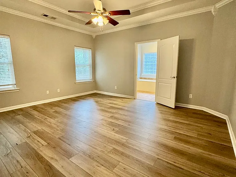 2722 Oxmoor Way — Photo 18
