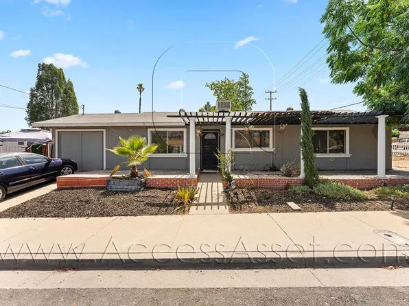 (*) Davis 402, 402 Davis St #1, Lake Elsinore, CA 92530