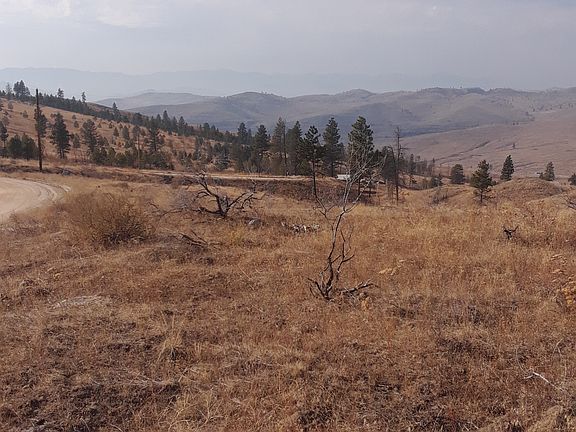 SE corner looking W. 10/2018