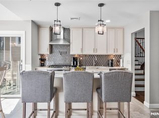 478 White Birch Dr, River Vale, NJ 07675