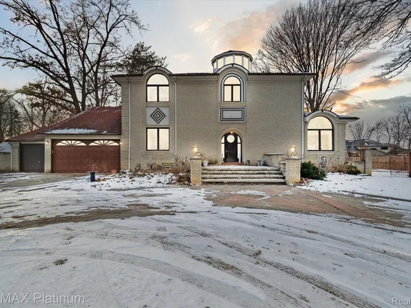 401 N Gulley Rd, Dearborn Heights, MI 48127