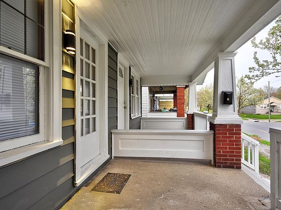 3rd image of 814 Thurman Ave #816