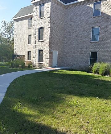 4th image of 5201 Carriageway Dr APT 105