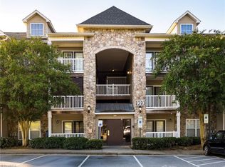 923 Windcastle Ln APT 311, Winston Salem, NC 27105
