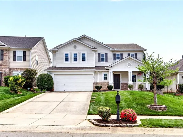 10611 Bedlington Rd, Charlotte, NC 28278