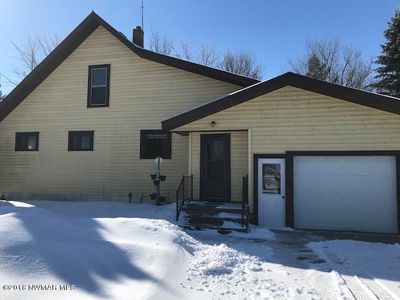 21309 County Road 43 Rd NW, Thief River Falls, MN, 56701