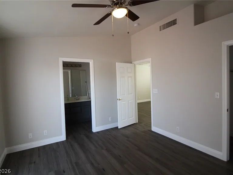 916 Clubview Dr — Photo 26