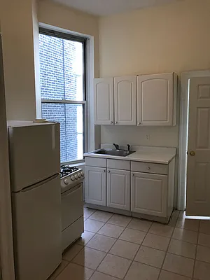 Rented by Flatiron Real Estate Advisors LLC | media 8