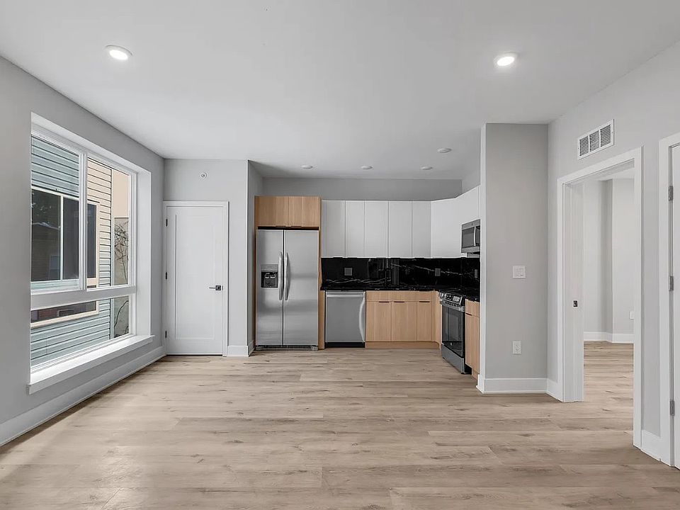 1st image of 2937-39 W Page St #236
