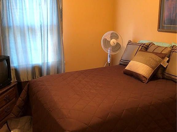 5th image of 2364 Brianna Ave NE