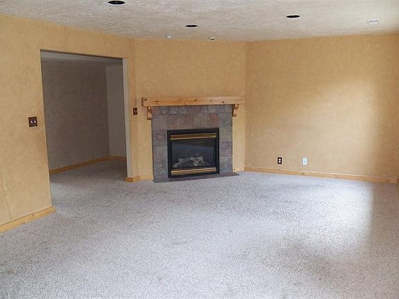 2nd image of 7301 S Thrush Hill Dr