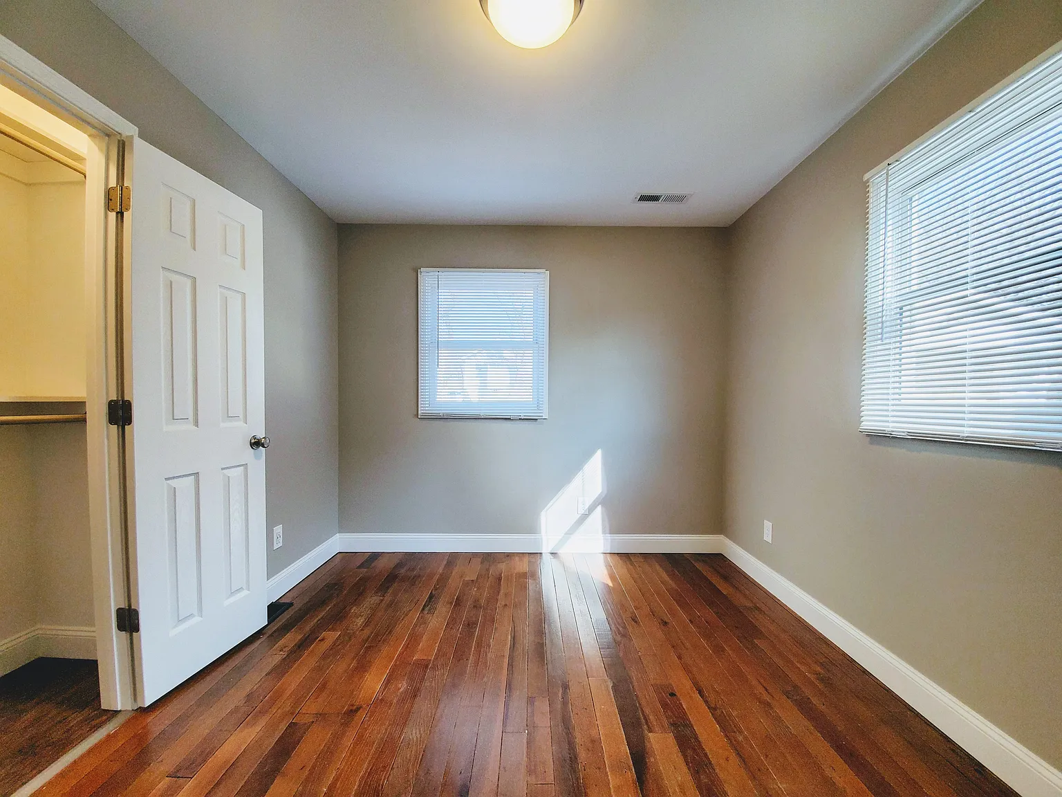 3 bed, $2,850 — Photo 4