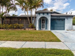 7112 69th St N, Pinellas Park, FL 33781