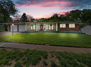 13112 Oldfarm Dr, Saint Louis, MO 63146