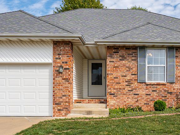 5th image of 5208 N Turnberry Court