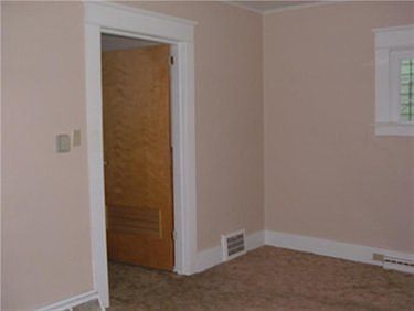 2nd image of 1217 Buffalo Rd
