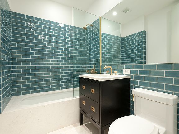 5th image of 93 Worth St Ste 204
