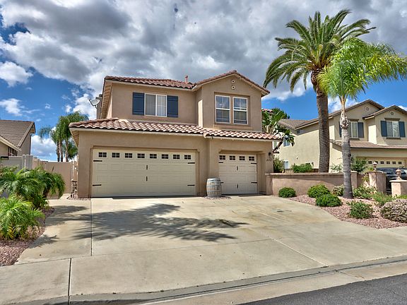 3rd image of 26325 Palm Tree Ln