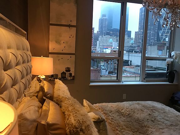 4th image of 416 W 52nd St #722