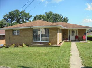 109 Shepard Ave, Follansbee, WV 26037