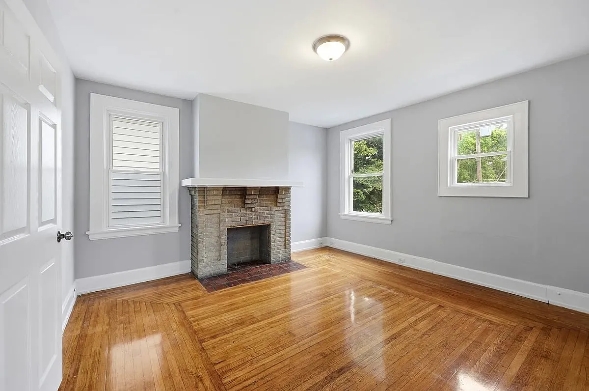 1762 Williams Avenue — Photo 3