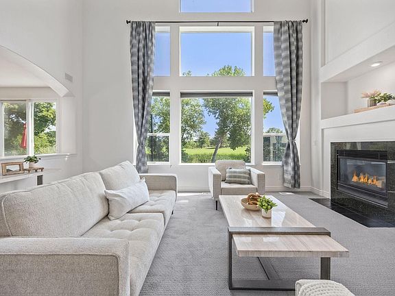 4th image of 4339 Golf Vista Dr
