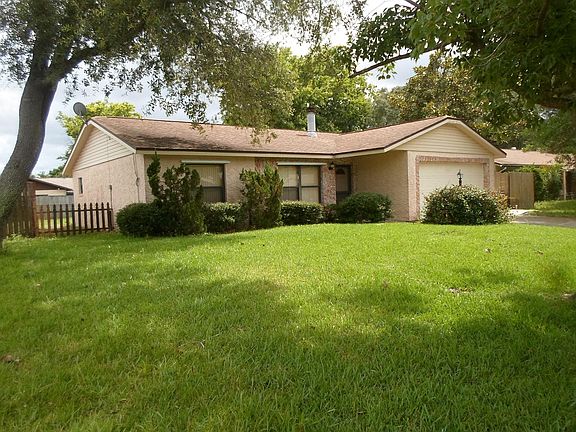 2nd image of 1120 Viking Dr