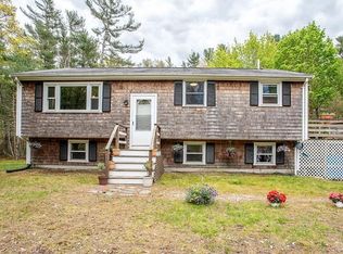11 Thomas St, Middleboro, MA 02346