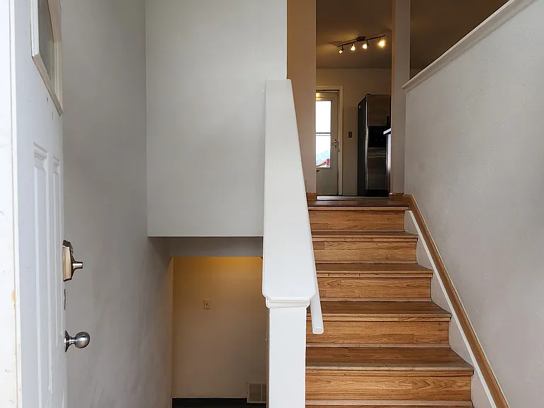 2228 Fernwood Dr — Photo 16
