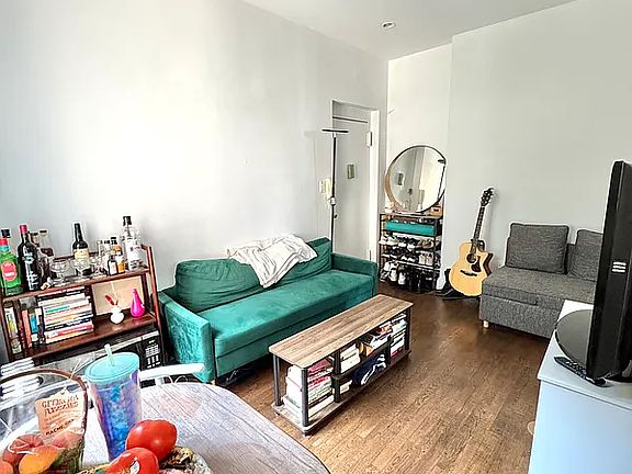 3rd image of 1235 1st Ave APT 21