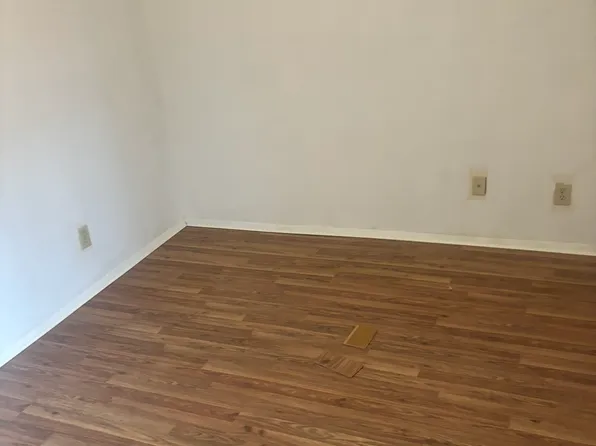 305 Munnerlyn St, Bennettsville, SC 29512
