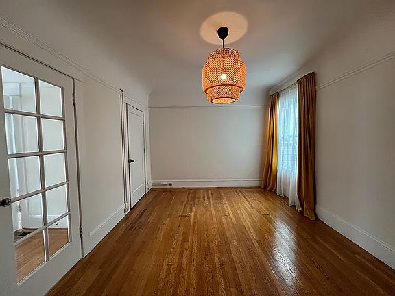 4th image of 1865 Golden Gate Ave Unit 1