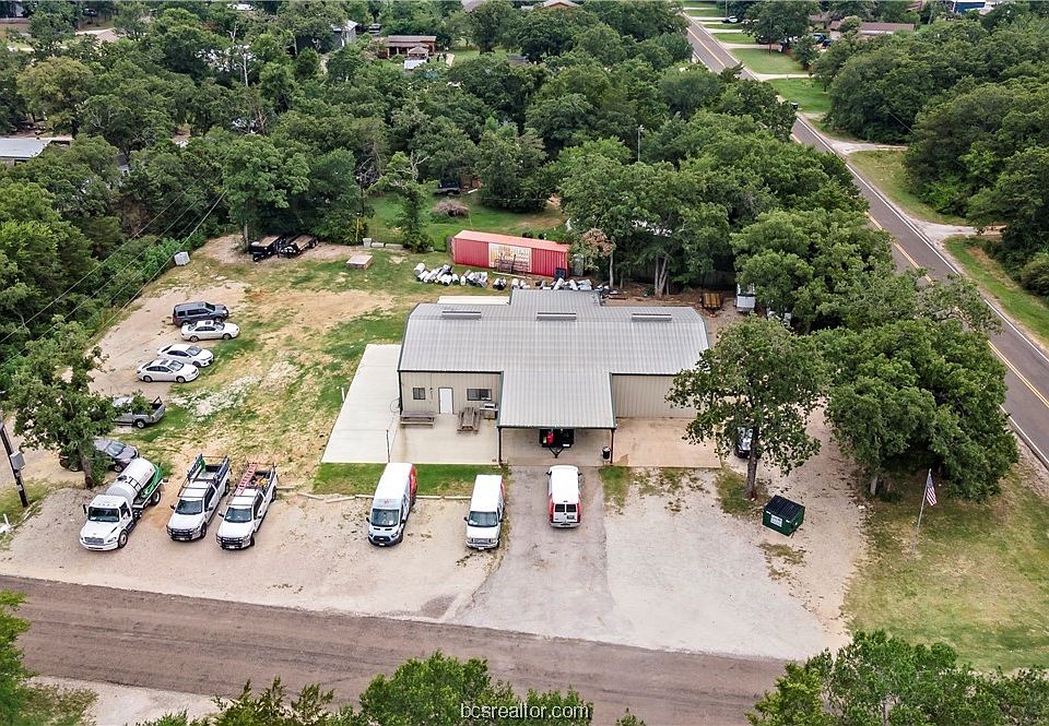 1st image of 12394 Robin Dr