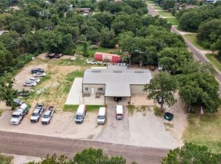 12394 Robin Dr, College Station, TX 77845