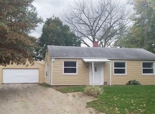 208 Kaskaskia Rd, Marquette Heights, IL 61554