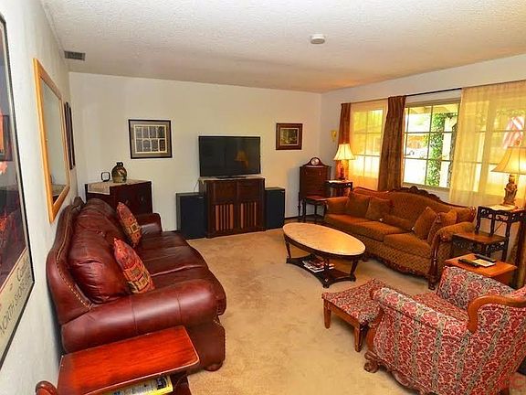 4th image of 236 San Fernando Dr