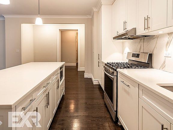 2nd image of 526 W 111th St APT 2DD