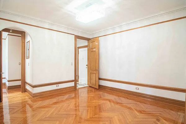 Rented by WAM Partners - William Moses Co. | media 7