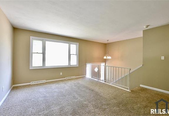2nd image of 2218 W Bainter Ln