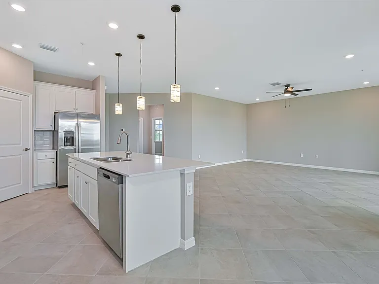 20550 Hazelnut Ct S #1823 — Photo 15