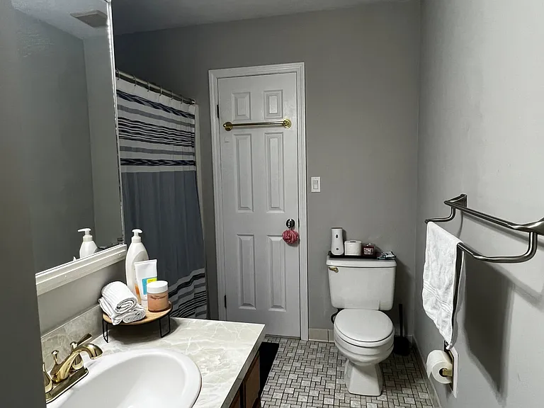 1400 Hartford Tpke #35 — Photo 4