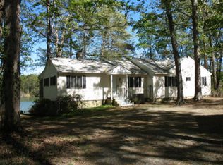72 Otter Dr, Lancaster, VA 22503