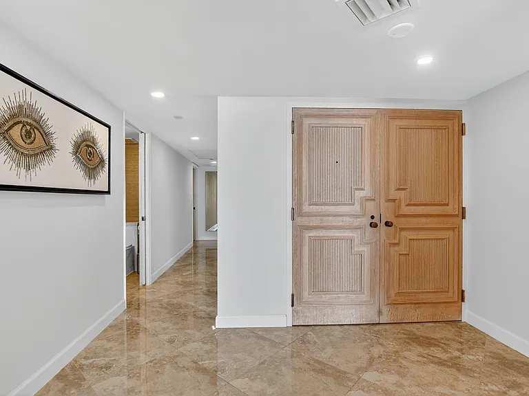 1500 S Ocean Blvd #704 — Photo 36