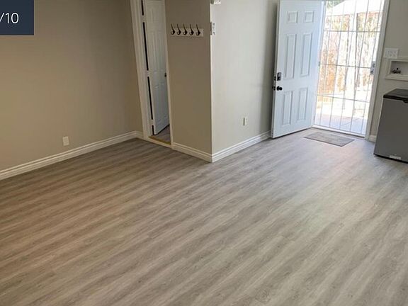 4th image of 1147 Van Pelt Ave #3
